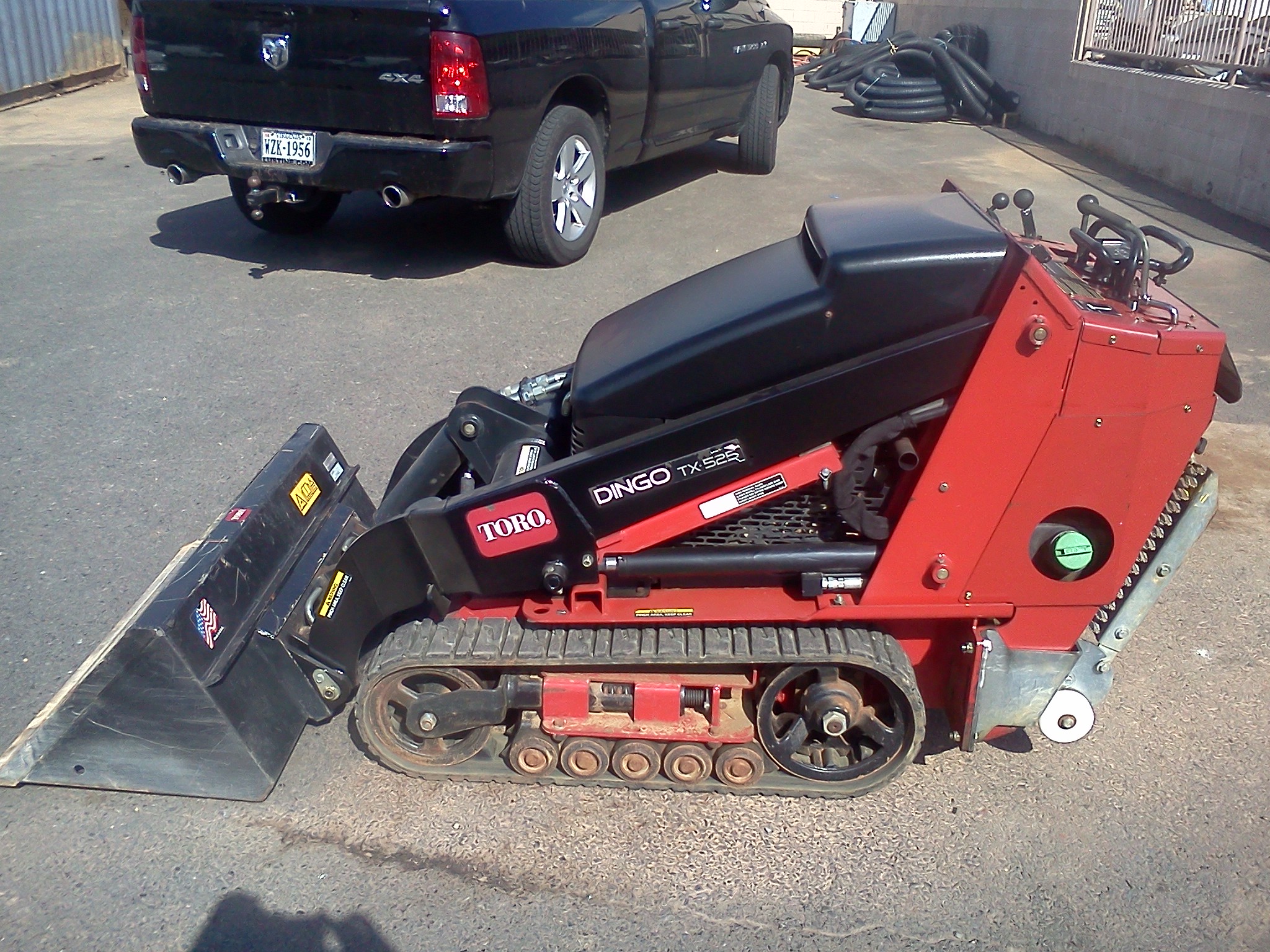 Used toro dingo 525