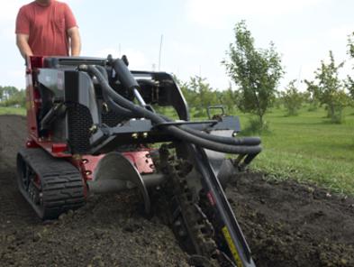 toro dingo 525 wide track with trencher